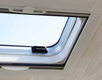 Dometic Oceanair Roller Skyscreen